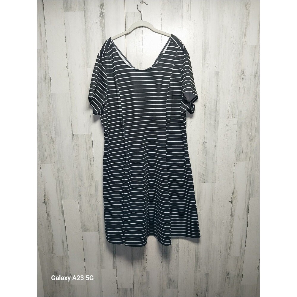 Lane Bryant 26 Black & White Striped Dress Size 26